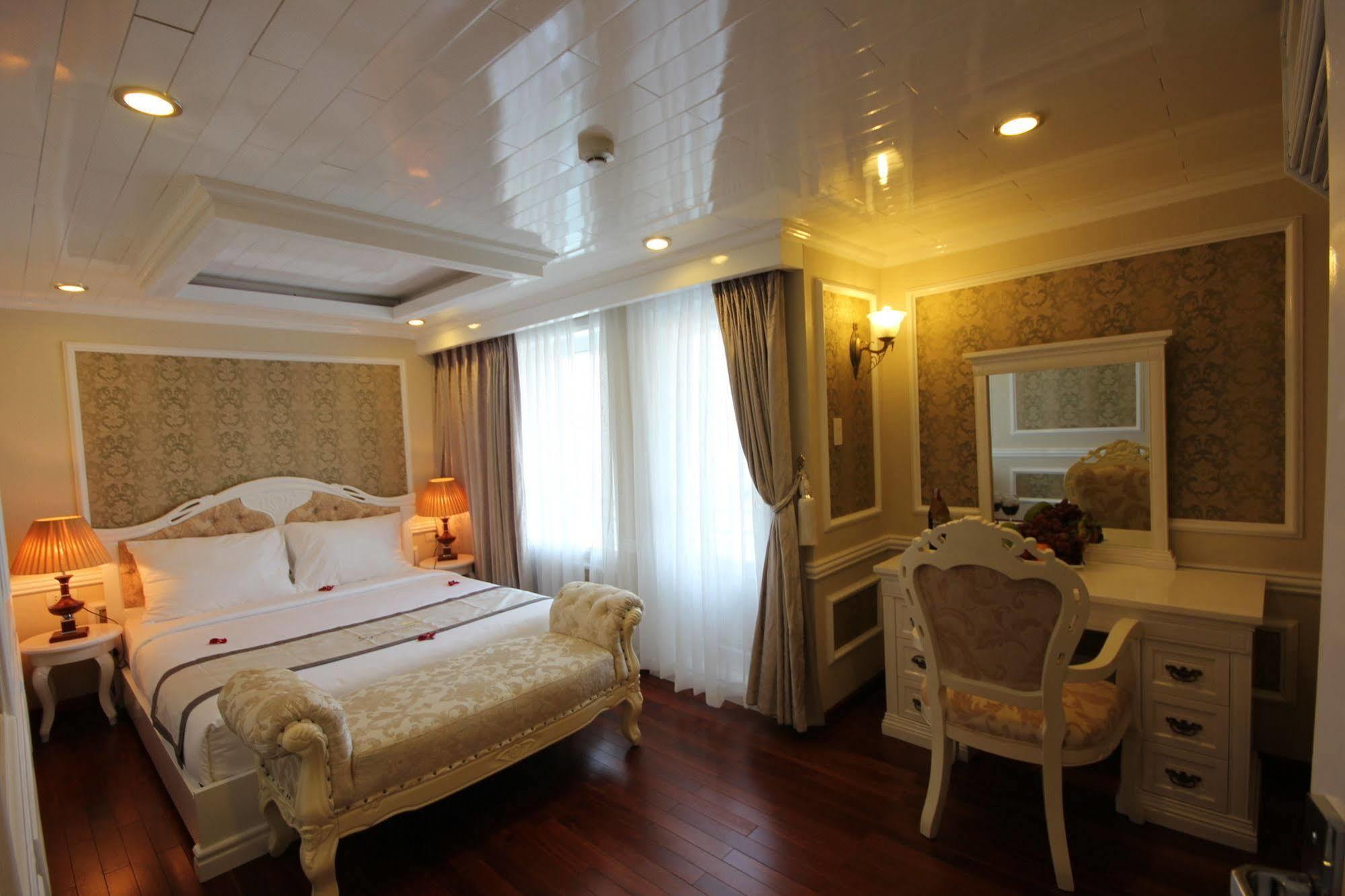 Signature Halong Cruise Халонг Экстерьер фото