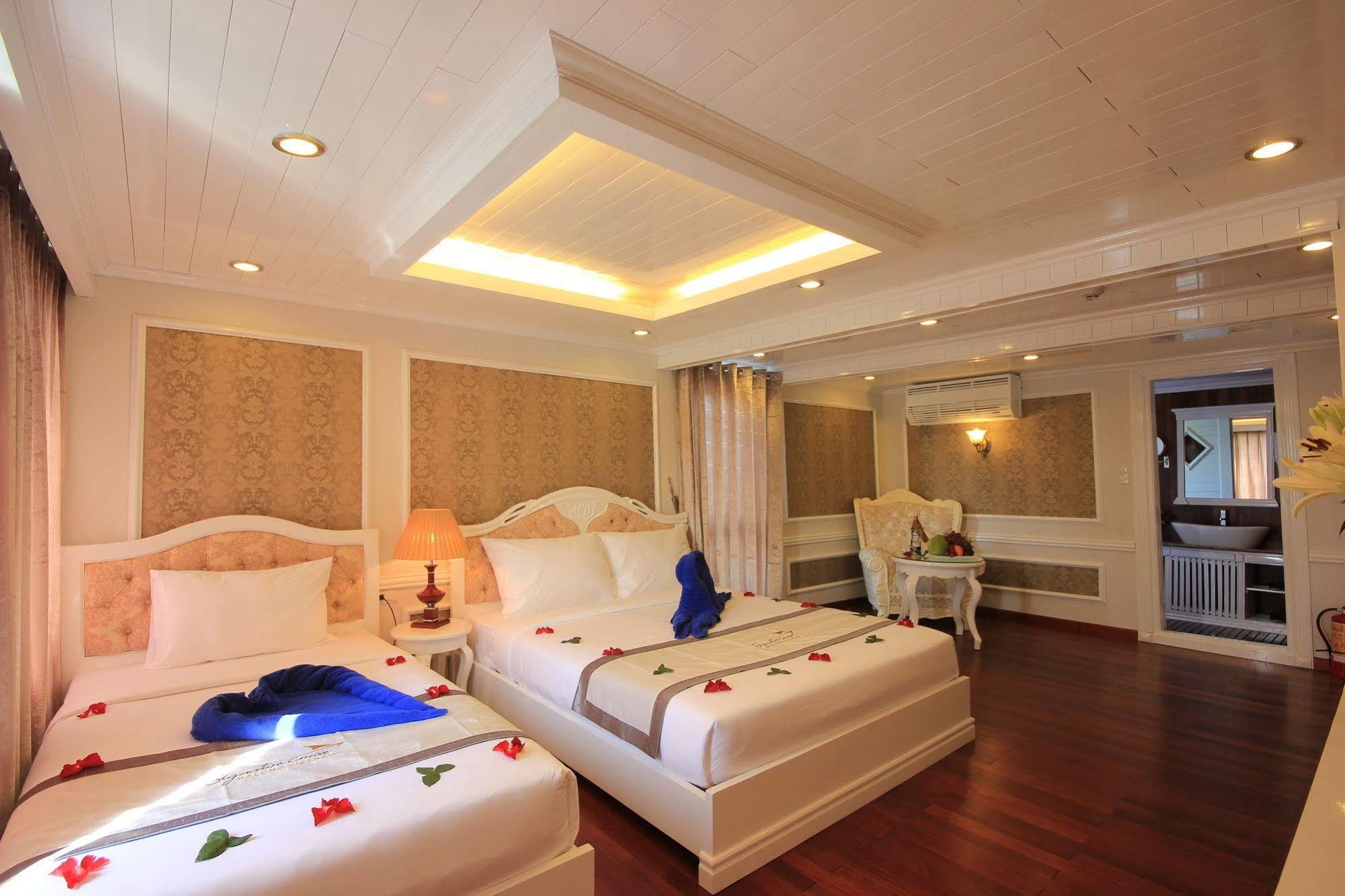 Signature Halong Cruise Халонг Экстерьер фото