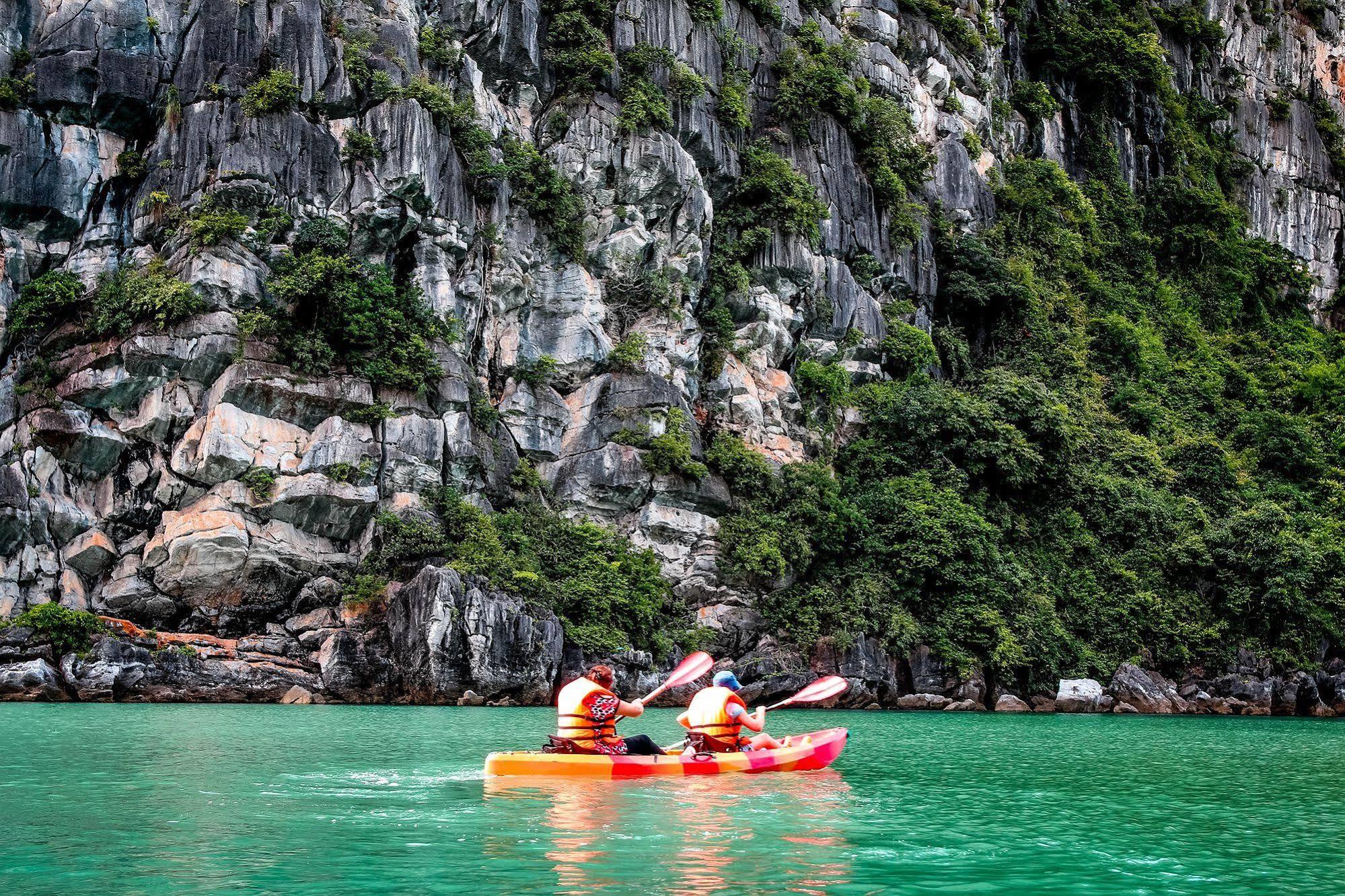 Signature Halong Cruise Халонг Экстерьер фото